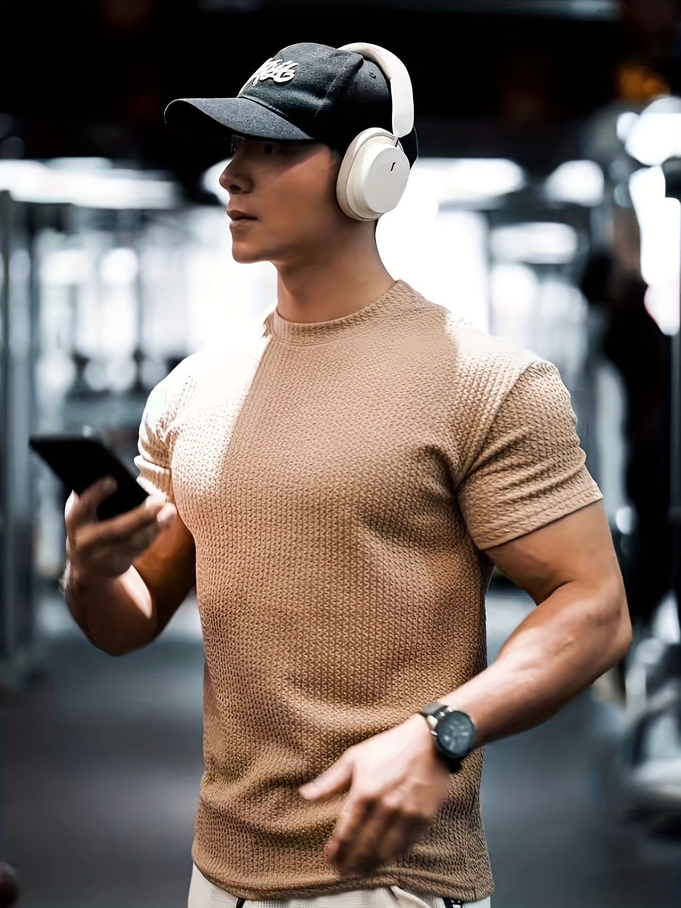 Camiseta * masculina de manga curta em malha canelada, design elegante, casual e estiloso, perfeita para o verão, ideal para academia e treinos de fitness.