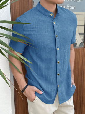 Camisa * Manfinity RSRT Camisa Casual de Verão Masculina de Manga Curta com Gola Levantada tipo padre.