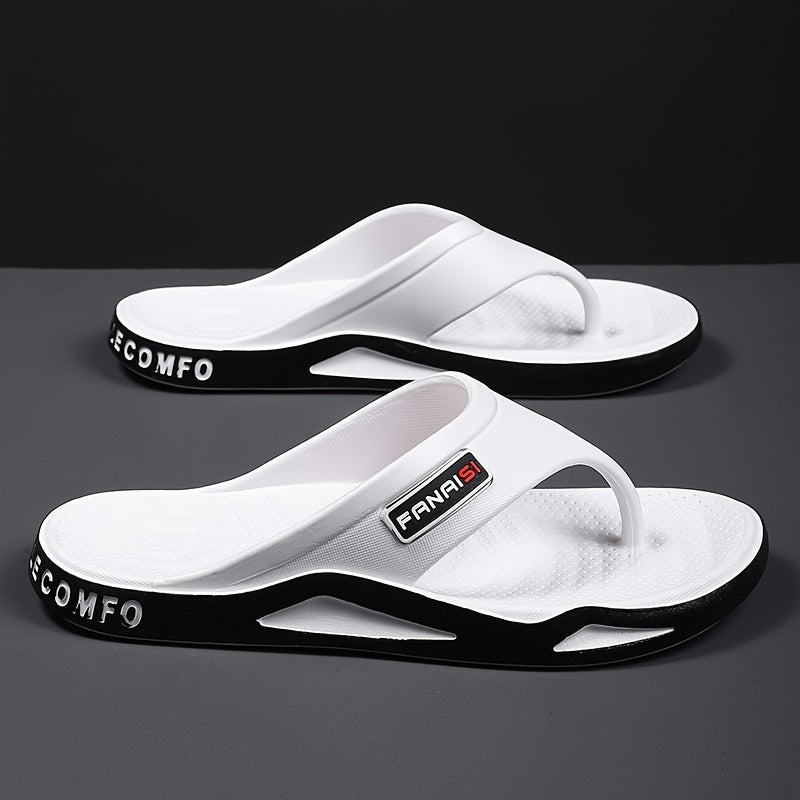 Chinelo clássico leve de cor sólida para homens, confortável e durável, ideal para atividades ao ar livre no verão.