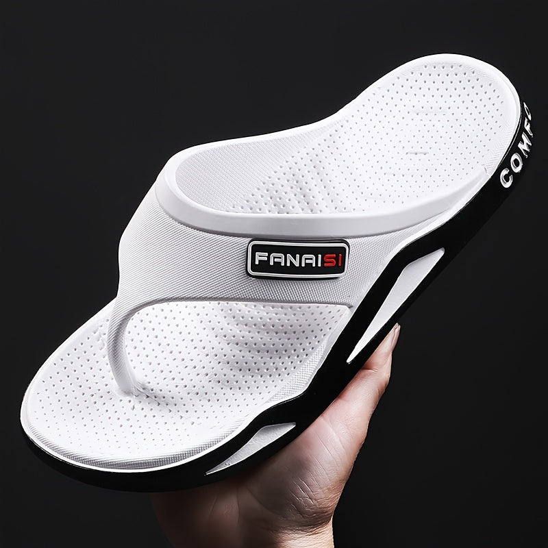 Chinelo clássico leve de cor sólida para homens, confortável e durável, ideal para atividades ao ar livre no verão.