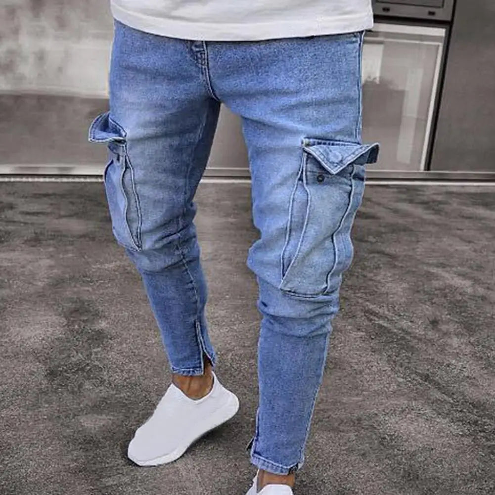 Calça * jeans azul claro com vários bolsos e zíper